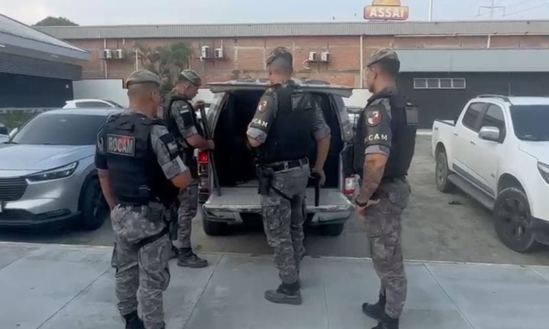 Polícia resgata mulher que estava sendo mantida em cativeiro na AM-010